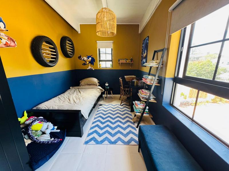 To Let 5 Bedroom Property for Rent in Sandbaai Western Cape